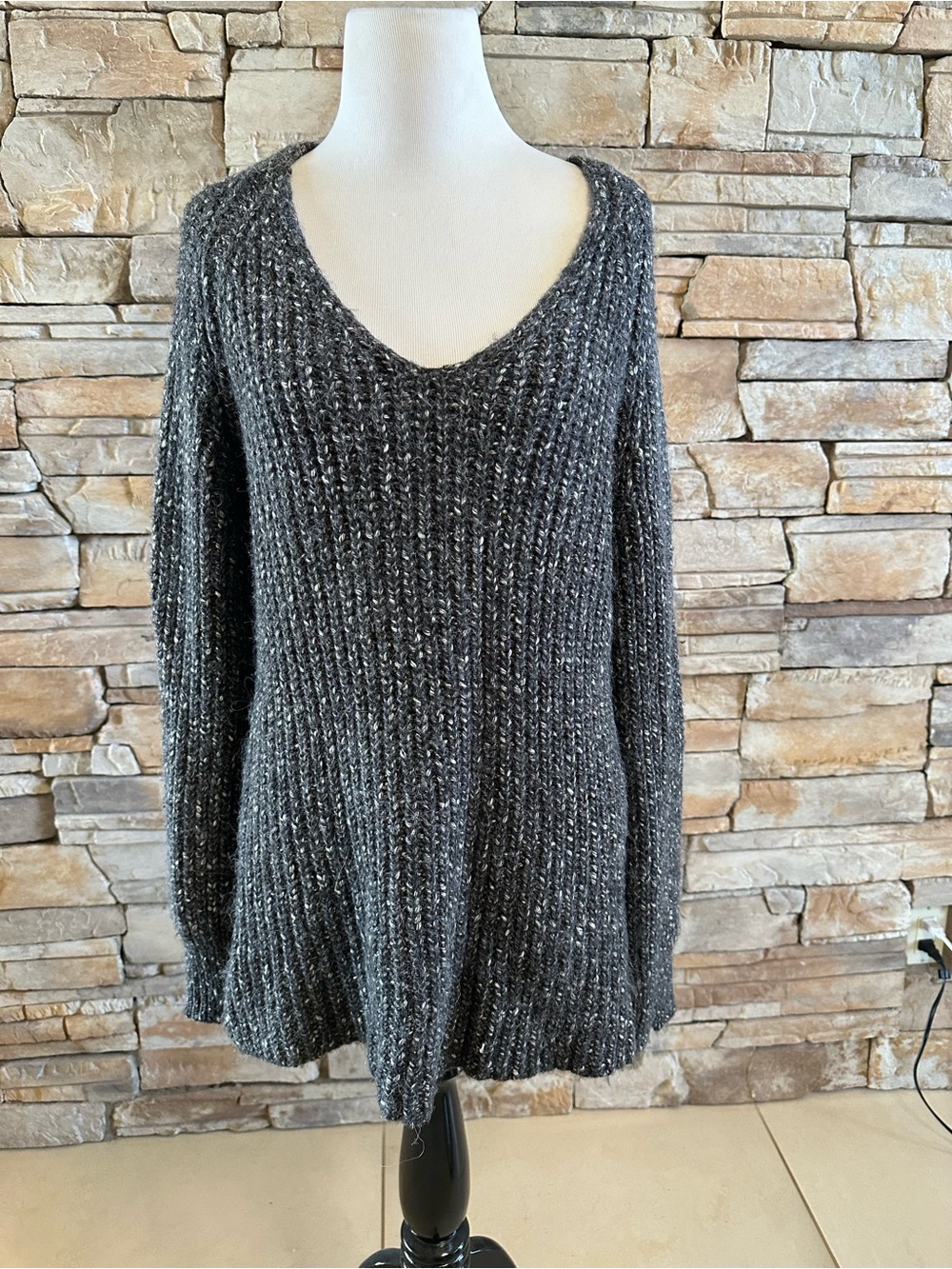 Sanctuary Cable Knit V-Neck Tunic Sweater